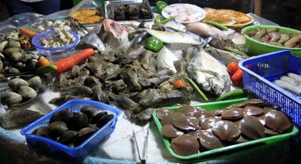 hai san phuoc hai 600x328 - Du lịch biển đừng quên khám phá các địa điểm ăn uống ở Long Hải