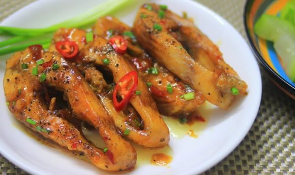 14.Ca dieu hong kho tieu 600x357 - Top 15 món cá kho làm gia đình bạn phải gật đầu khen ngon vì "GHIỀN"